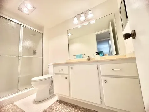 2069 Oakridge F Deerfield Beach FL 33442