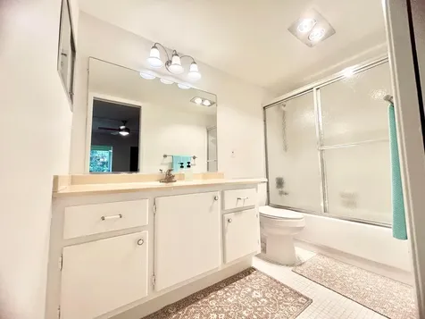2069 Oakridge F Deerfield Beach FL 33442