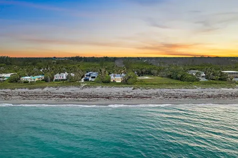 43 N Beach Road Hobe Sound FL 33455