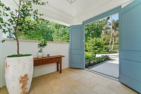 43 N Beach Road Hobe Sound FL 33455