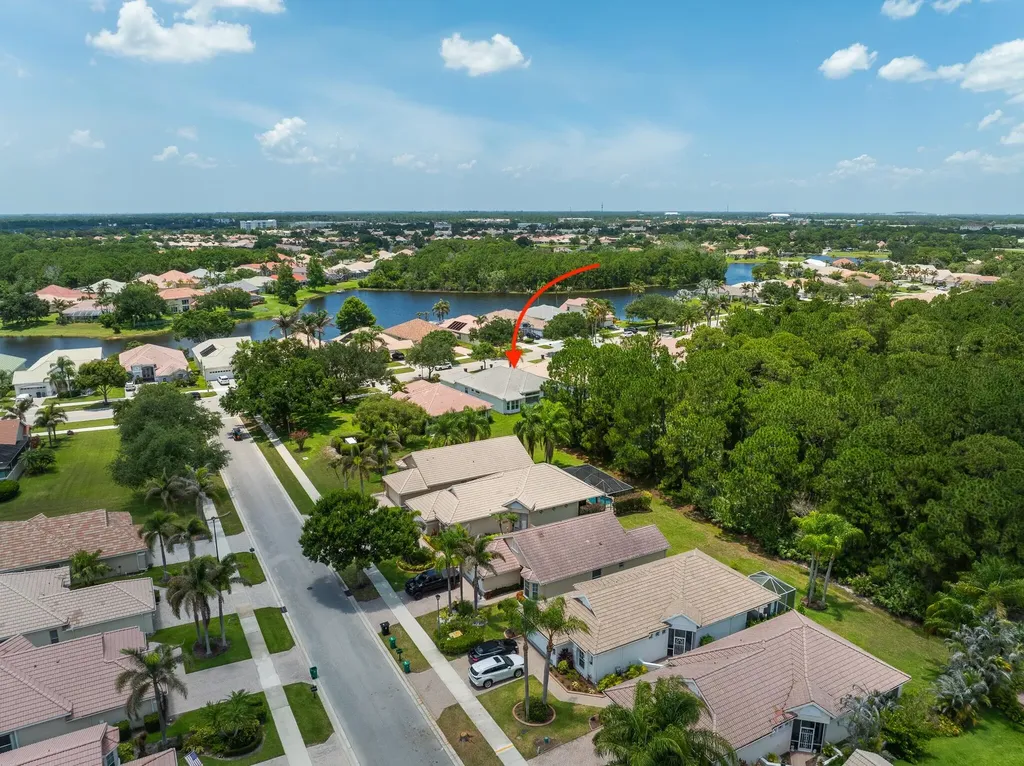 623 SW Lake Charles Circle Port St Lucie FL 34986