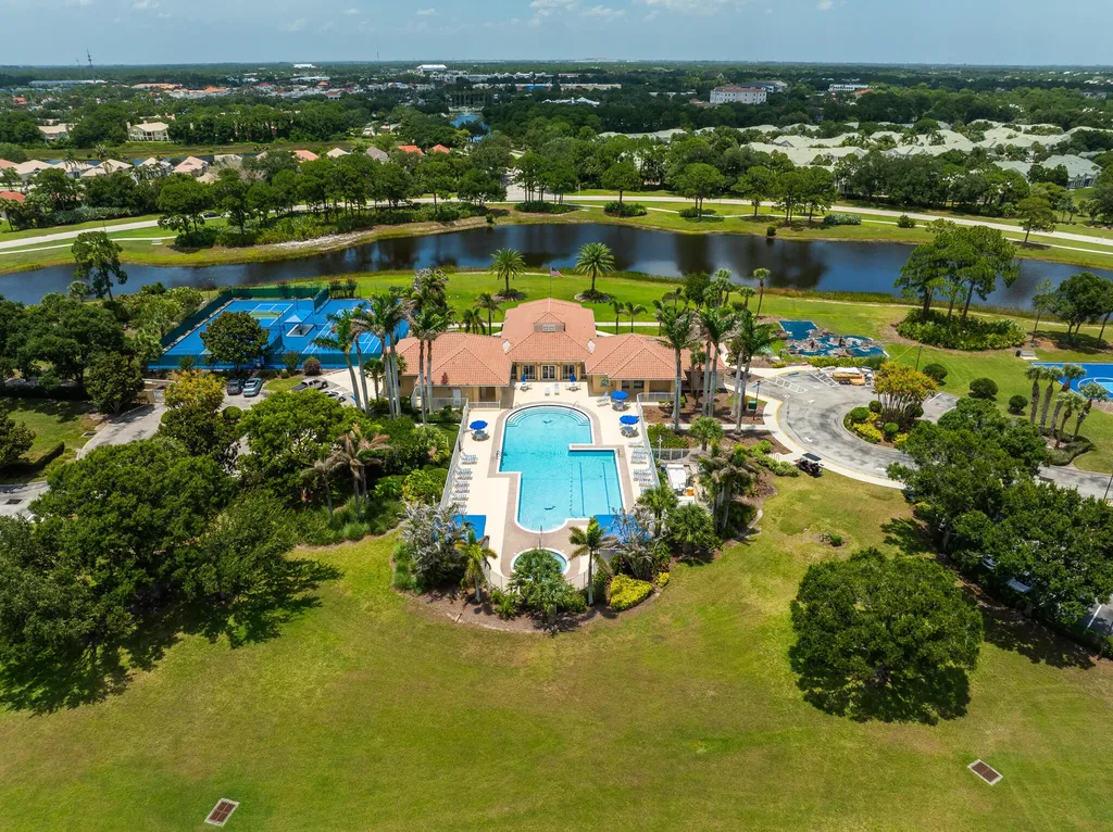 623 SW Lake Charles Circle Port St Lucie FL 34986