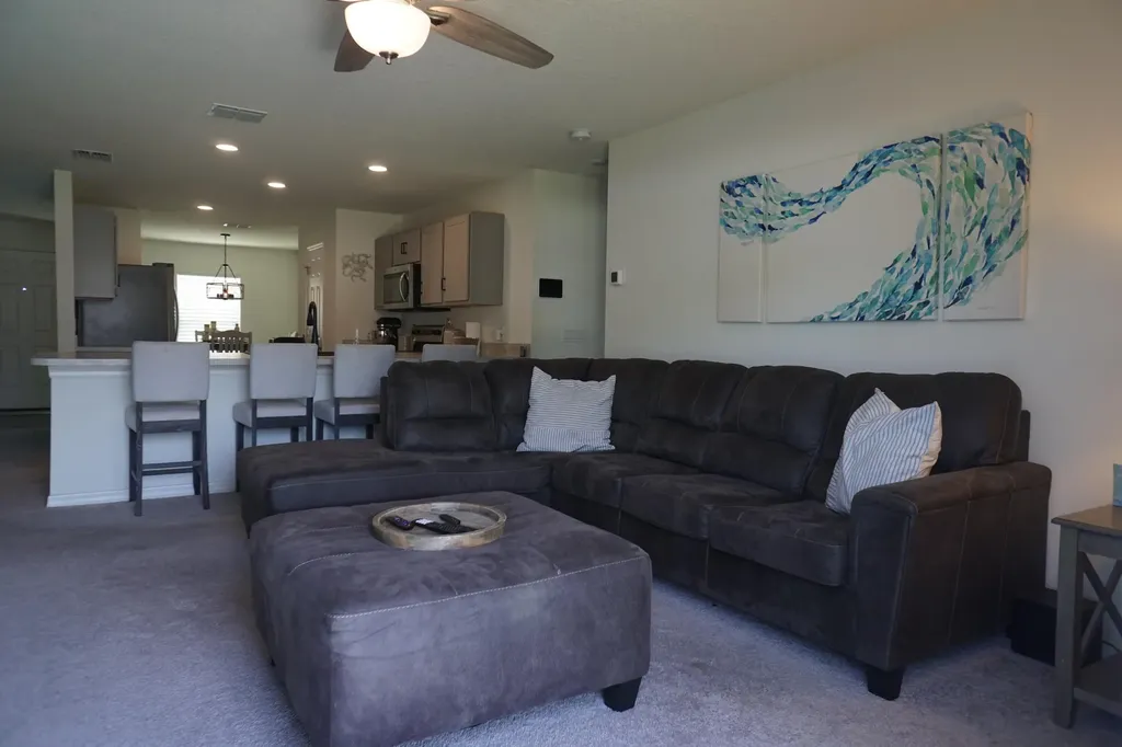 1014 Hammacher Avenue SW Palm Bay FL 32908