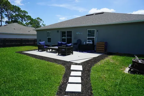 1014 Hammacher Avenue SW Palm Bay FL 32908