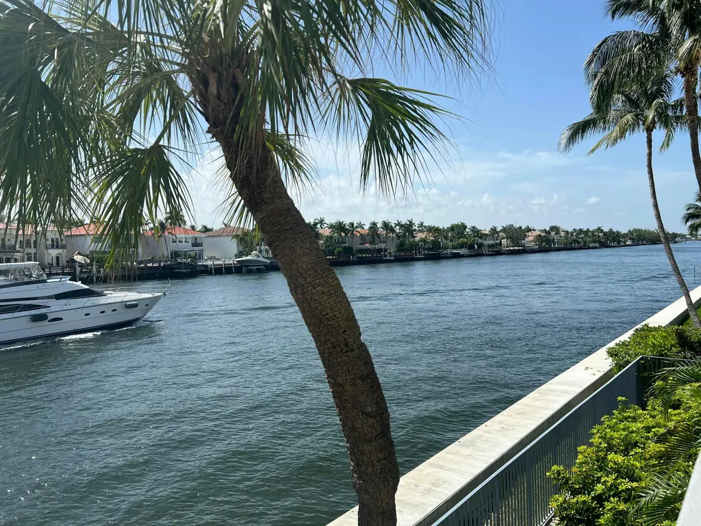 2600 S Ocean Drive Hollywood FL 33019