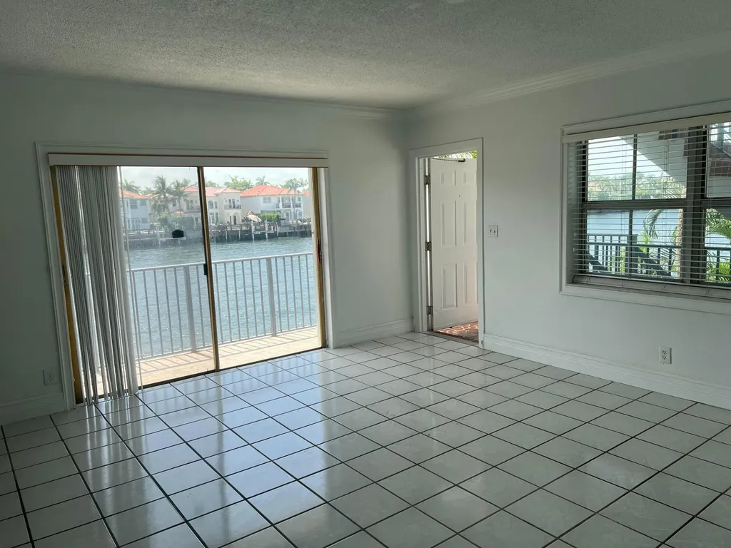 2600 S Ocean Drive Hollywood FL 33019