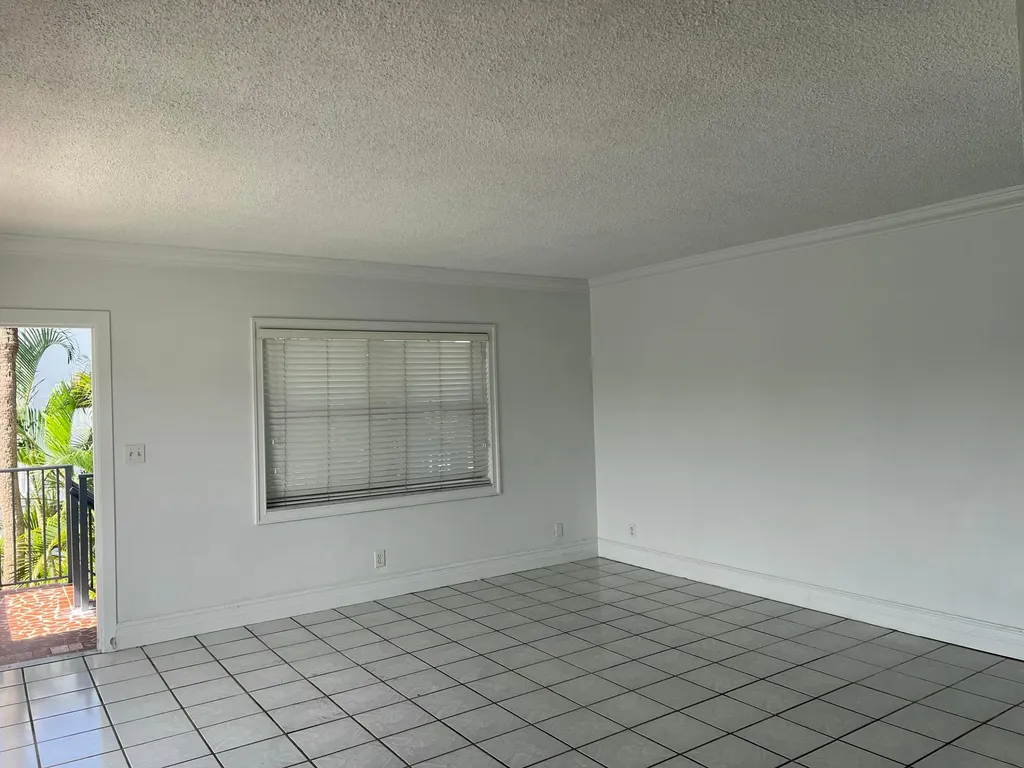 2600 S Ocean Drive Hollywood FL 33019