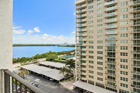 5420 N Ocean Drive West Palm Beach FL 33404