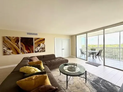 2681 S Course Drive Pompano Beach FL 33069