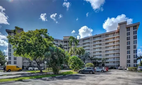 2681 S Course Drive Pompano Beach FL 33069