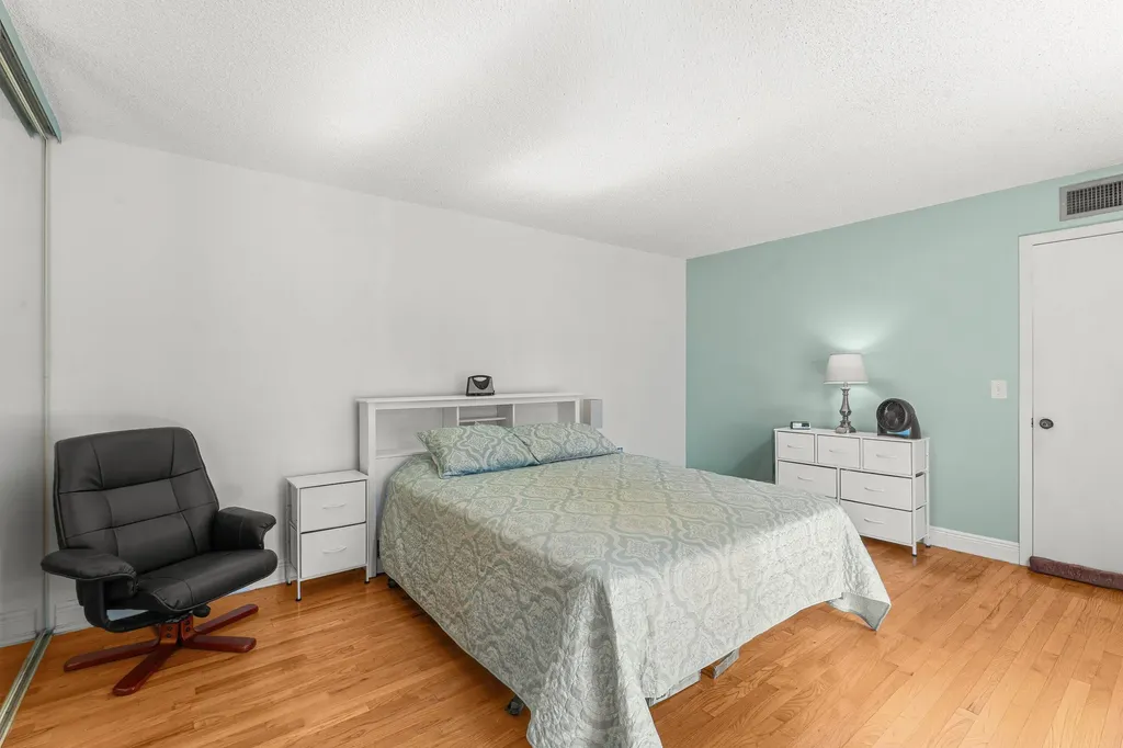 110 Lake Arbor Drive Palm Springs FL 33461