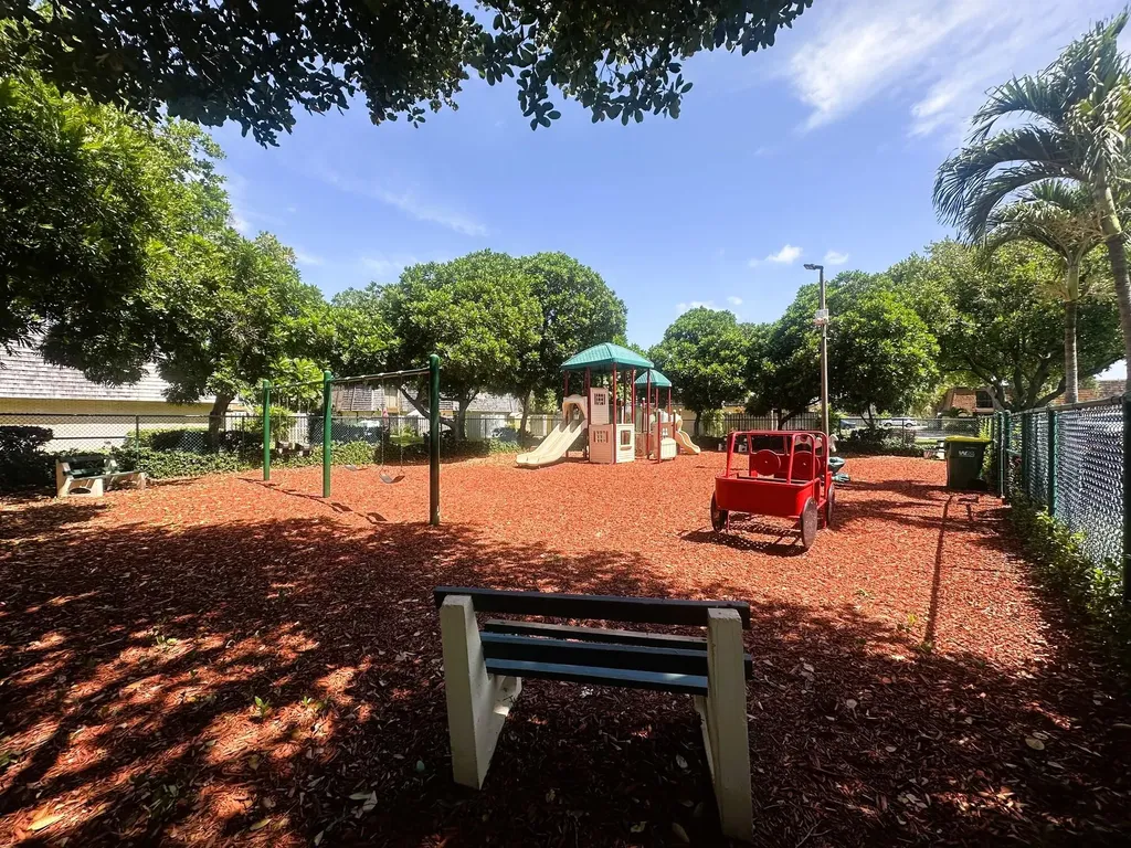110 Lake Arbor Drive Palm Springs FL 33461