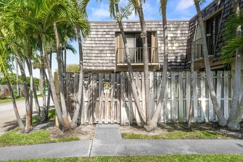 110 Lake Arbor Drive Palm Springs FL 33461