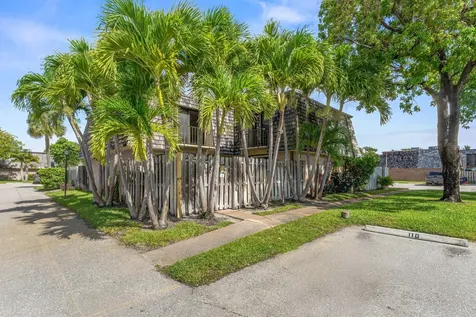 110 Lake Arbor Drive Palm Springs FL 33461