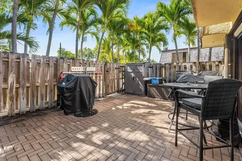 110 Lake Arbor Drive Palm Springs FL 33461