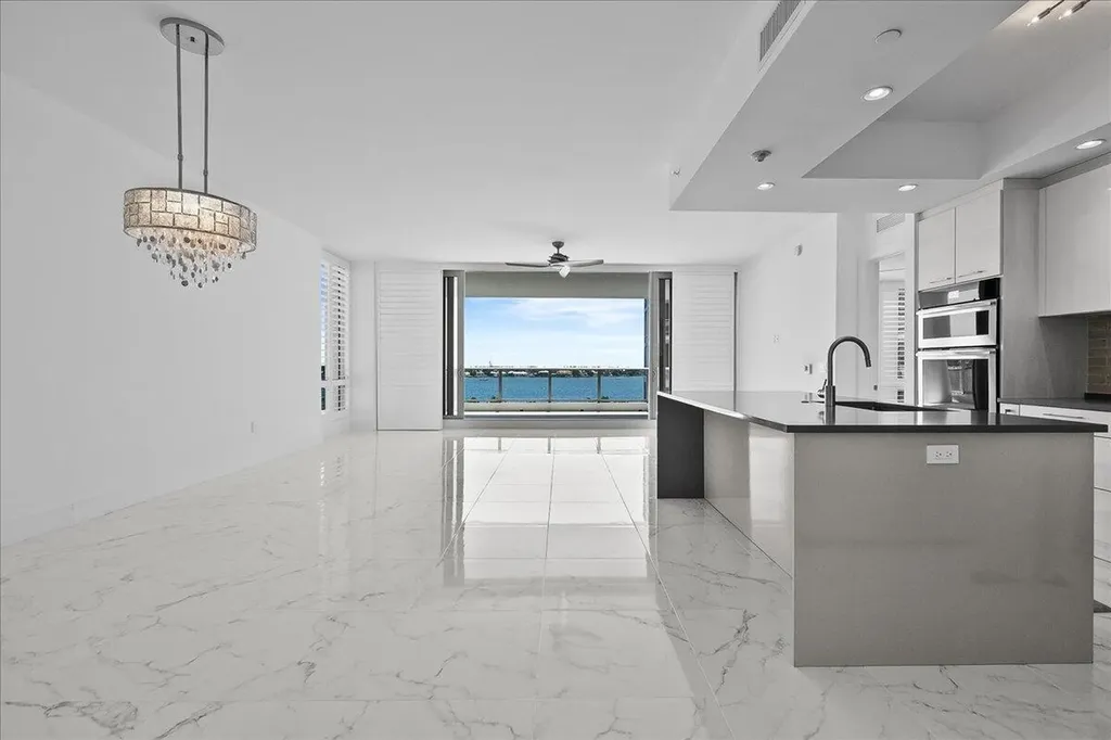 1 Water Club Way North Palm Beach FL 33408