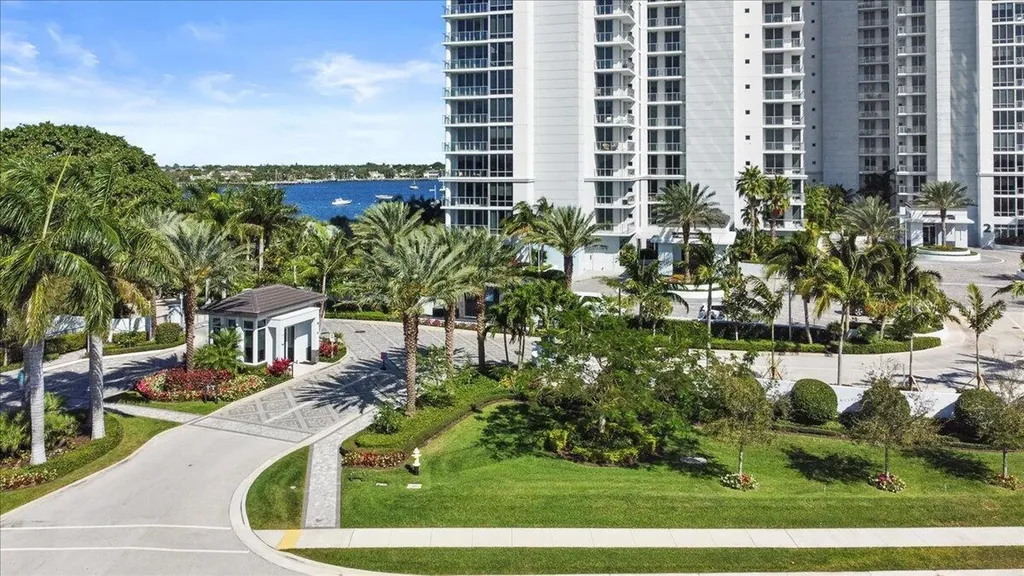 1 Water Club Way North Palm Beach FL 33408