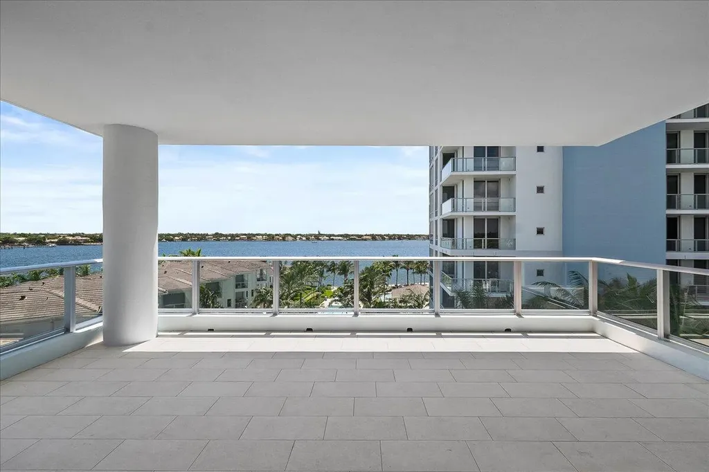 1 Water Club Way North Palm Beach FL 33408
