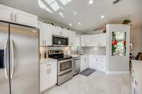 208 Legendary Circle Palm Beach Gardens FL 33418