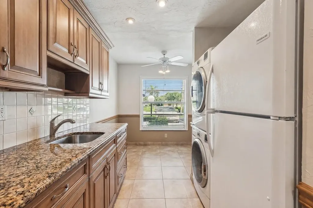 1051 Orange Terrace Delray Beach FL 33445