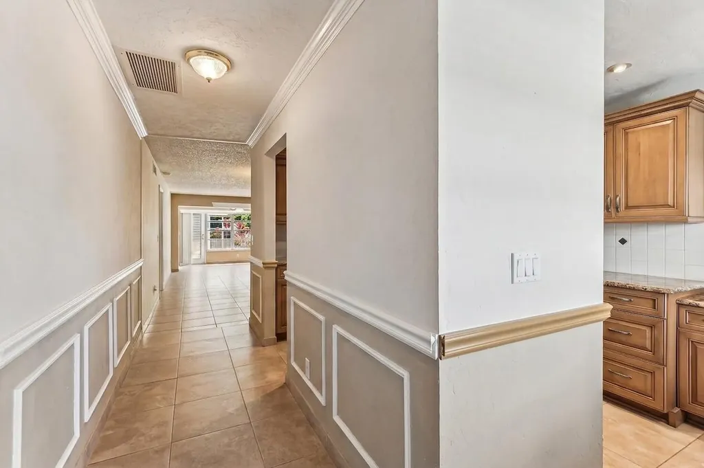 1051 Orange Terrace Delray Beach FL 33445