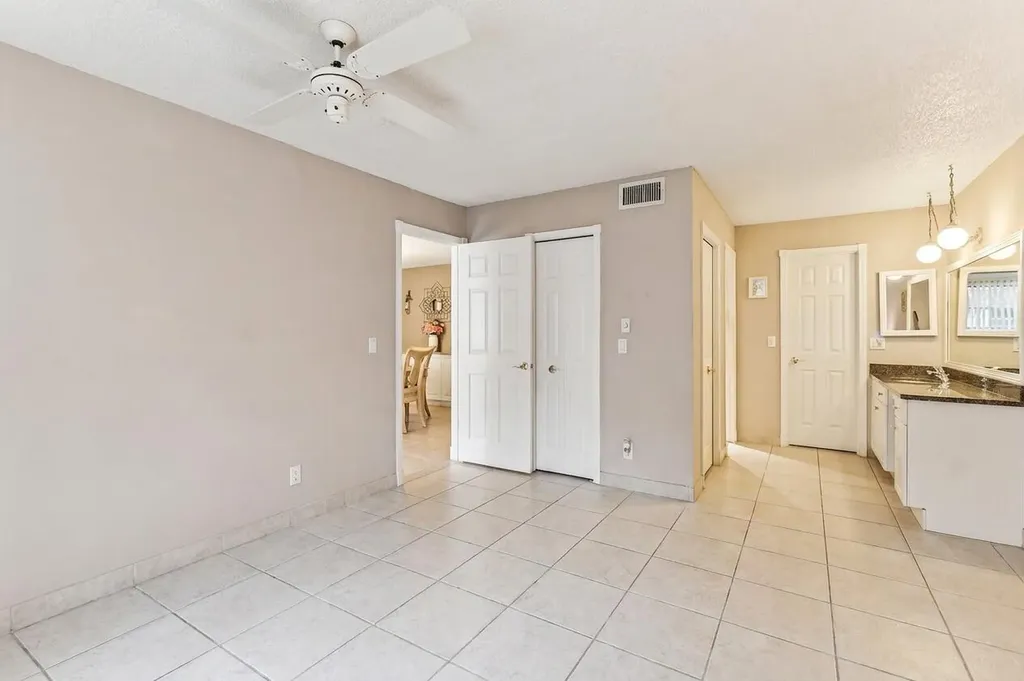 1051 Orange Terrace Delray Beach FL 33445
