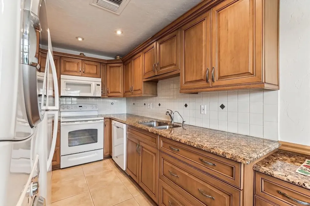 1051 Orange Terrace Delray Beach FL 33445
