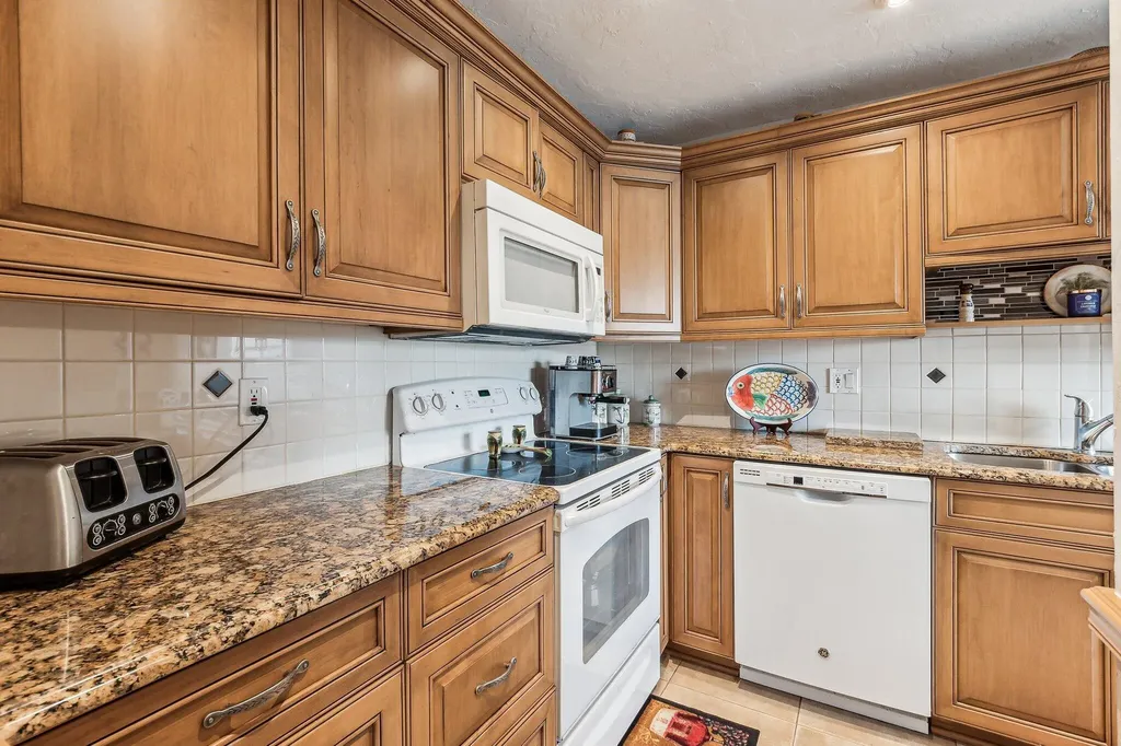 1051 Orange Terrace Delray Beach FL 33445