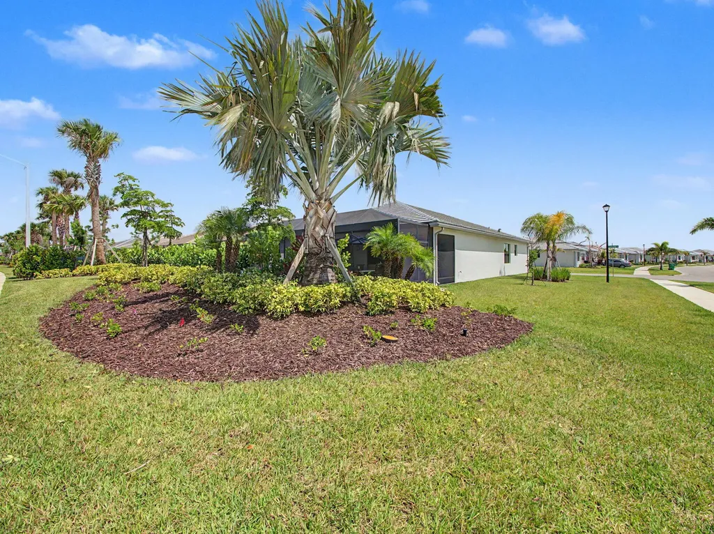 12717 SW Caminito Lane Port St Lucie FL 34987