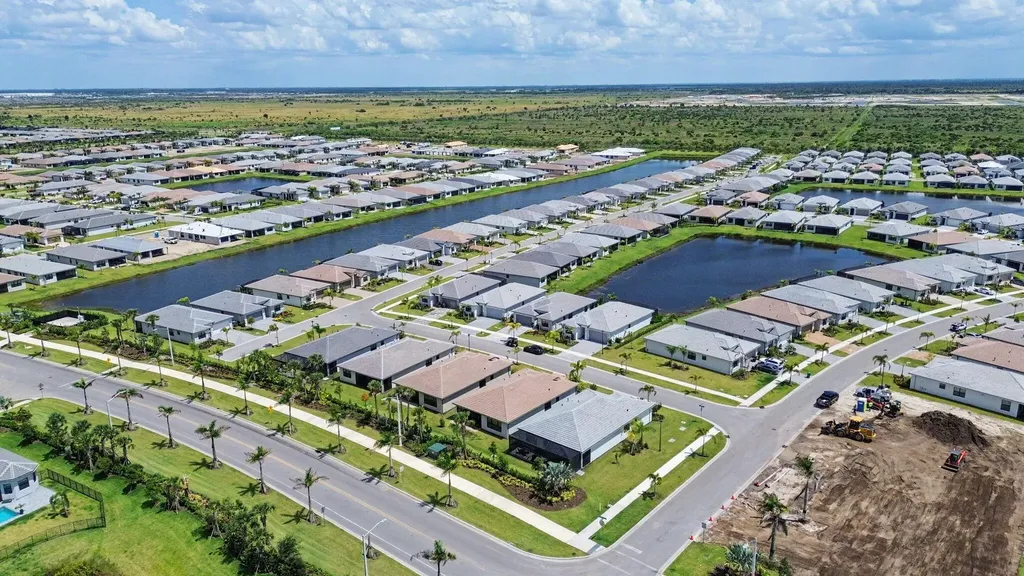 12717 SW Caminito Lane Port St Lucie FL 34987