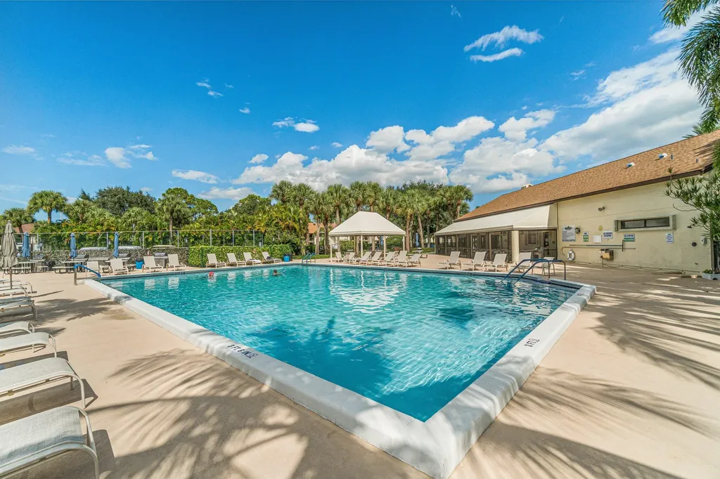 3315 Lucerne Park Drive Greenacres FL 33467