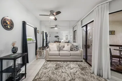 3315 Lucerne Park Drive Greenacres FL 33467