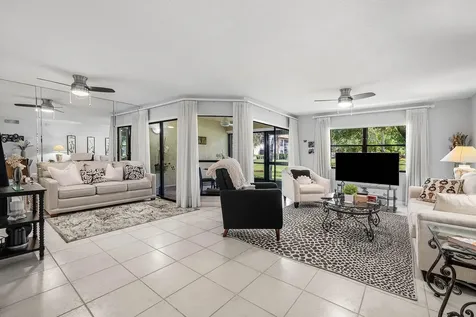 3315 Lucerne Park Drive Greenacres FL 33467