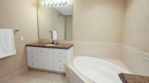 4 Harbour Isle Drive W Fort Pierce FL 34949