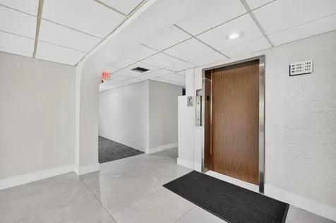 3004 NE 5th Terrace Wilton Manors FL 33334