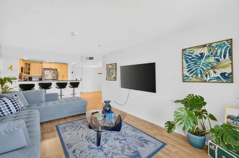 3004 NE 5th Terrace Wilton Manors FL 33334