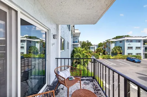 3004 NE 5th Terrace Wilton Manors FL 33334