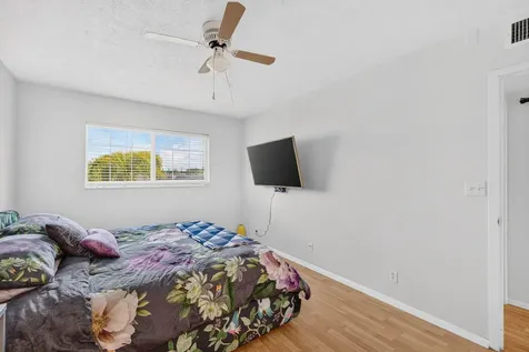 3004 NE 5th Terrace Wilton Manors FL 33334