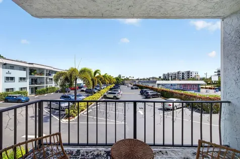 3004 NE 5th Terrace Wilton Manors FL 33334