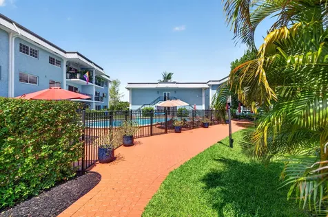 3004 NE 5th Terrace Wilton Manors FL 33334