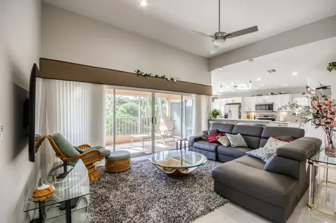 208 Legendary Circle Palm Beach Gardens FL 33418