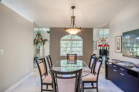 208 Legendary Circle Palm Beach Gardens FL 33418