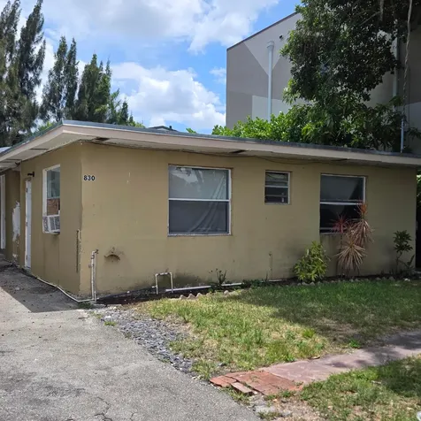 830 SW 14th Street Pompano Beach FL 33060