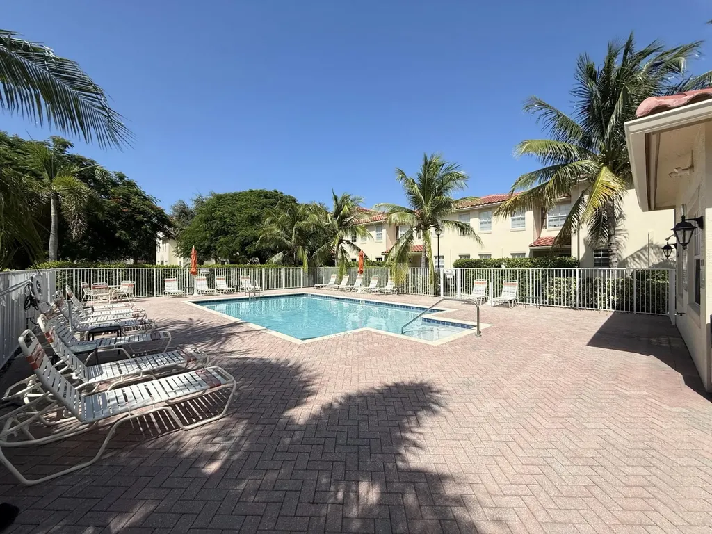 1015 Ventnor Avenue Delray Beach FL 33444