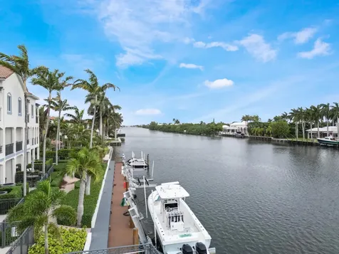 3028 Waterside Circle Boynton Beach FL 33435