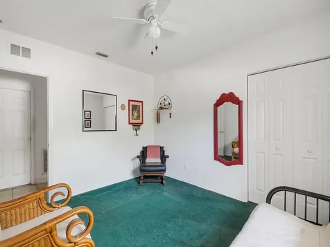 6055 7th Place Vero Beach FL 32968
