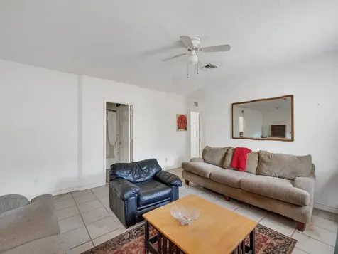 6055 7th Place Vero Beach FL 32968