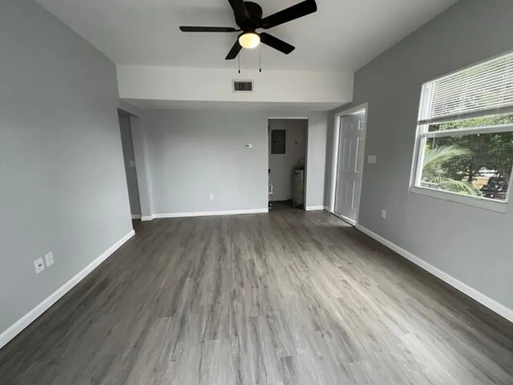 520 N E Street Lake Worth Beach FL 33460