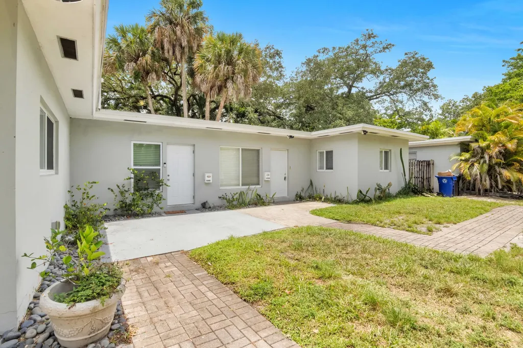 1548 SW 23rd Court Fort Lauderdale FL 33315