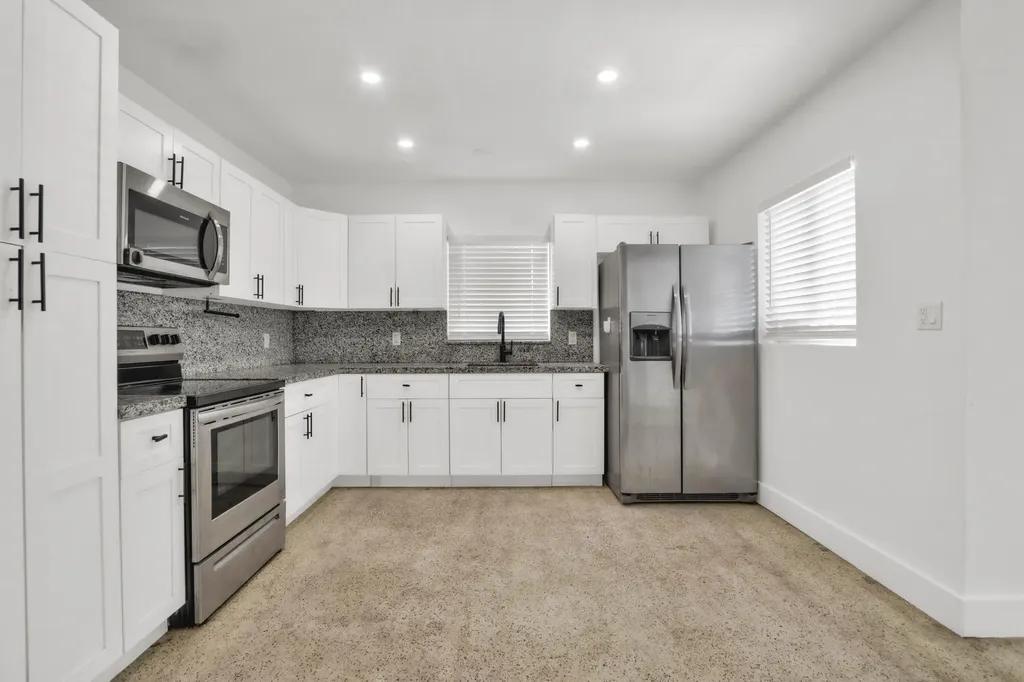 1548 SW 23rd Court Fort Lauderdale FL 33315